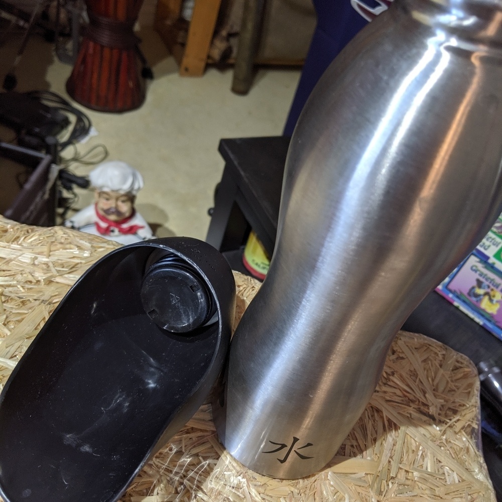 H2O4K9 Doggie Water on the go - Picture 3 of 5